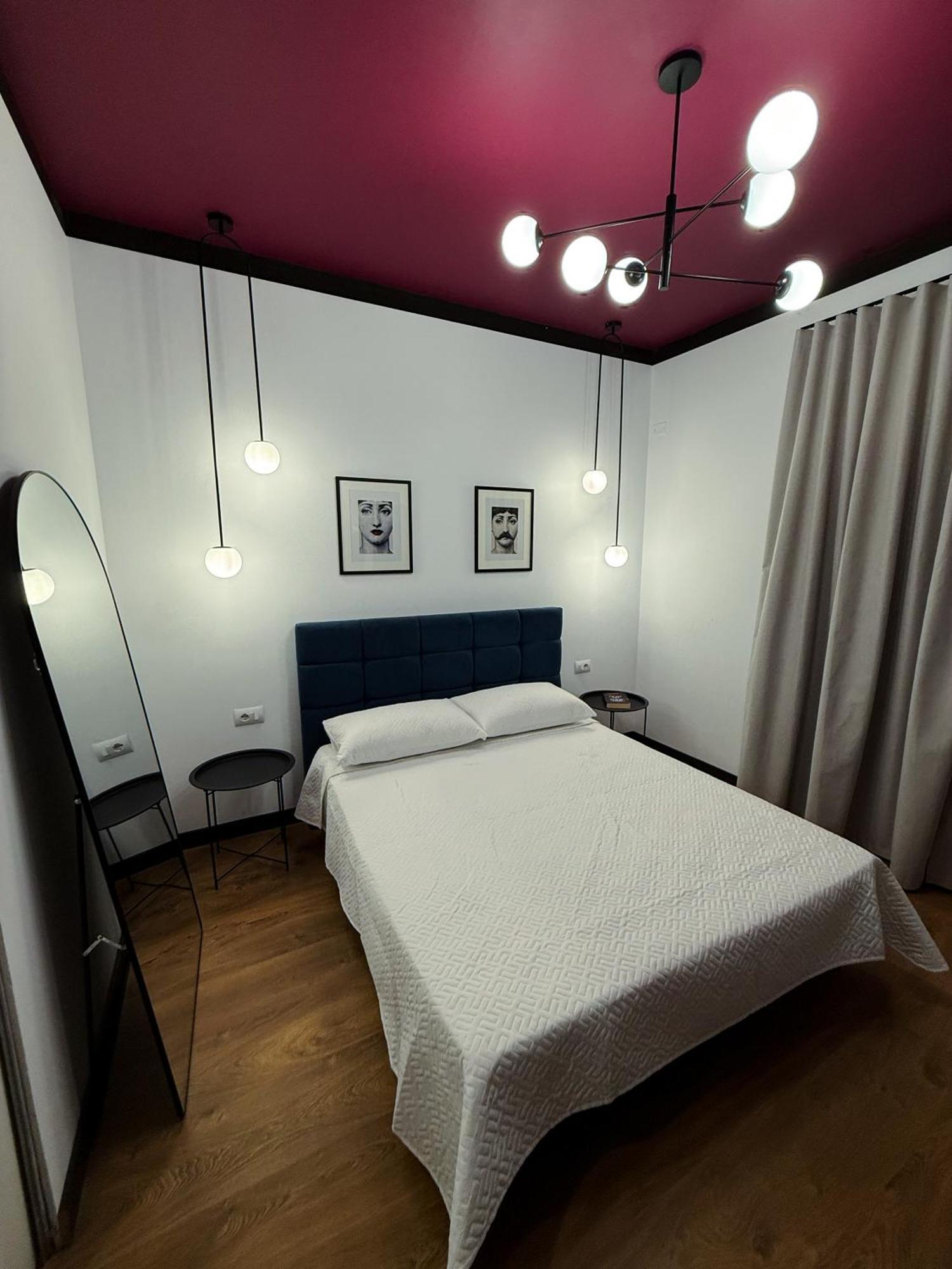 Apartamento Tirana Days Free Parking Exterior foto