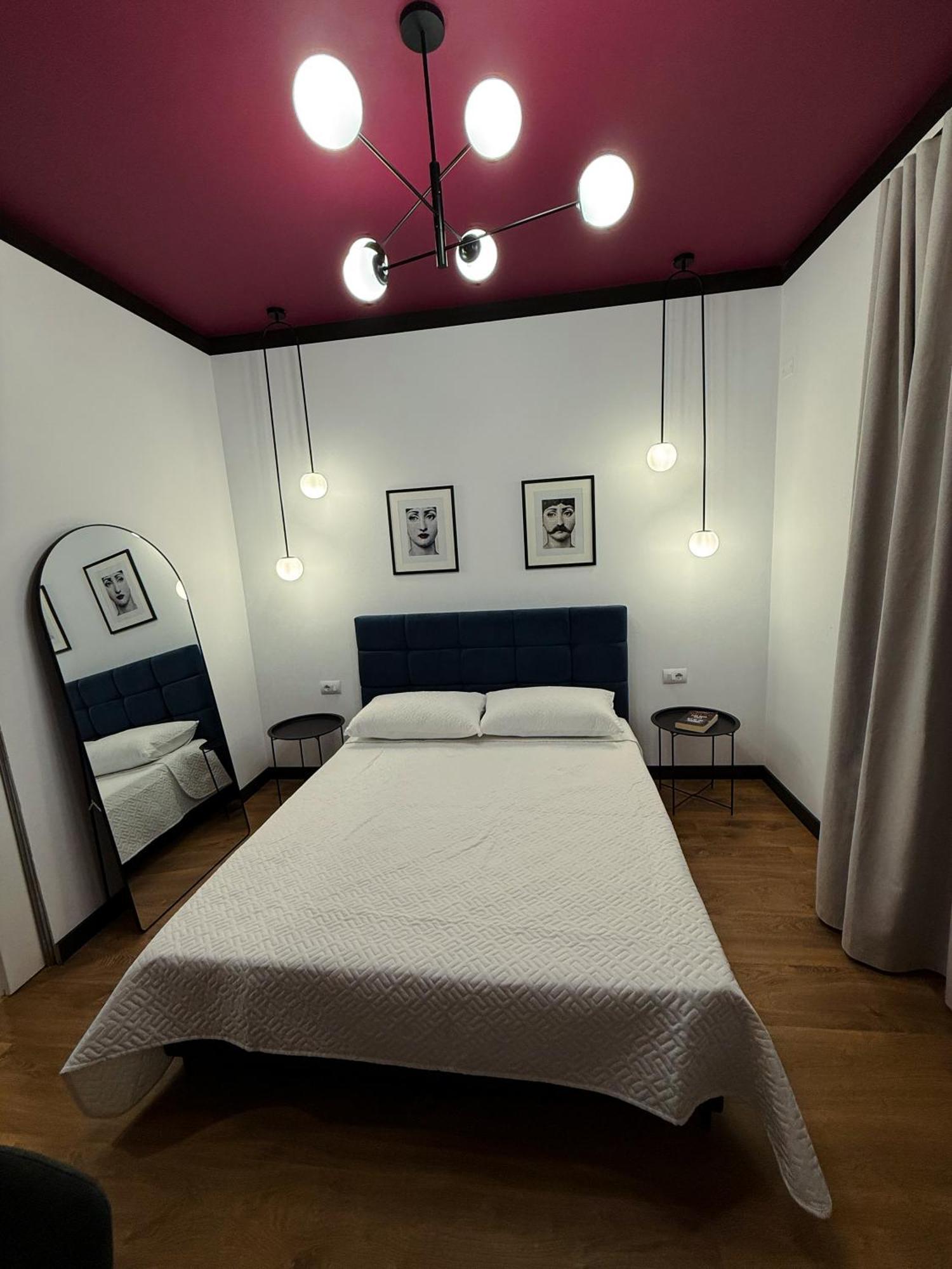 Apartamento Tirana Days Free Parking Exterior foto