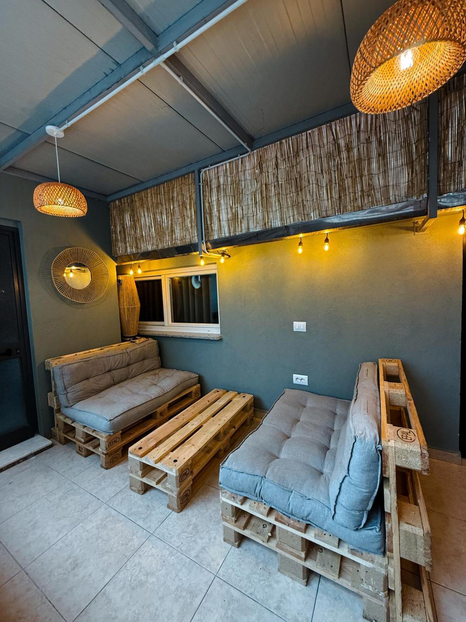 Apartamento Tirana Days Free Parking Exterior foto